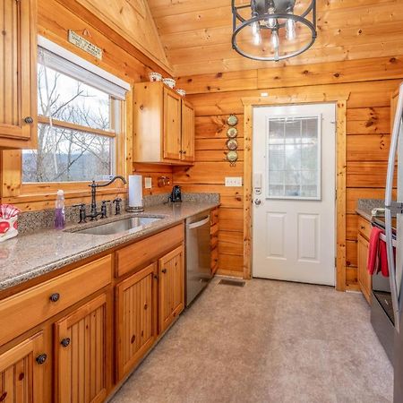 Over The Mountain - Smoky Mountain View Cabin Sevierville Exteriér fotografie