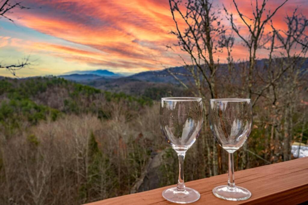 Over The Mountain - Smoky Mountain View Cabin Sevierville Exteriér fotografie
