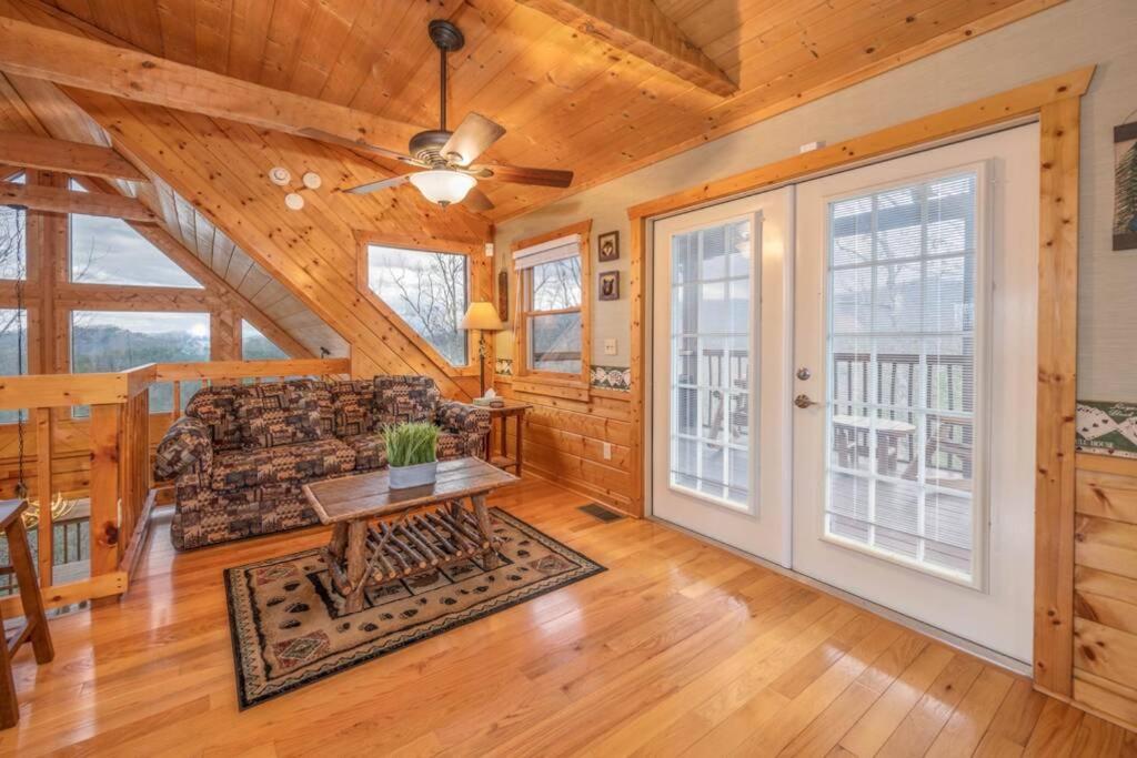 Over The Mountain - Smoky Mountain View Cabin Sevierville Exteriér fotografie