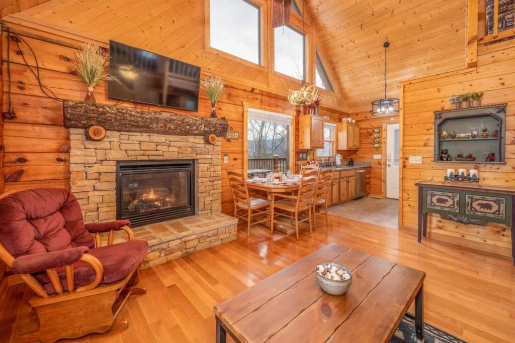 Over The Mountain - Smoky Mountain View Cabin Sevierville Exteriér fotografie